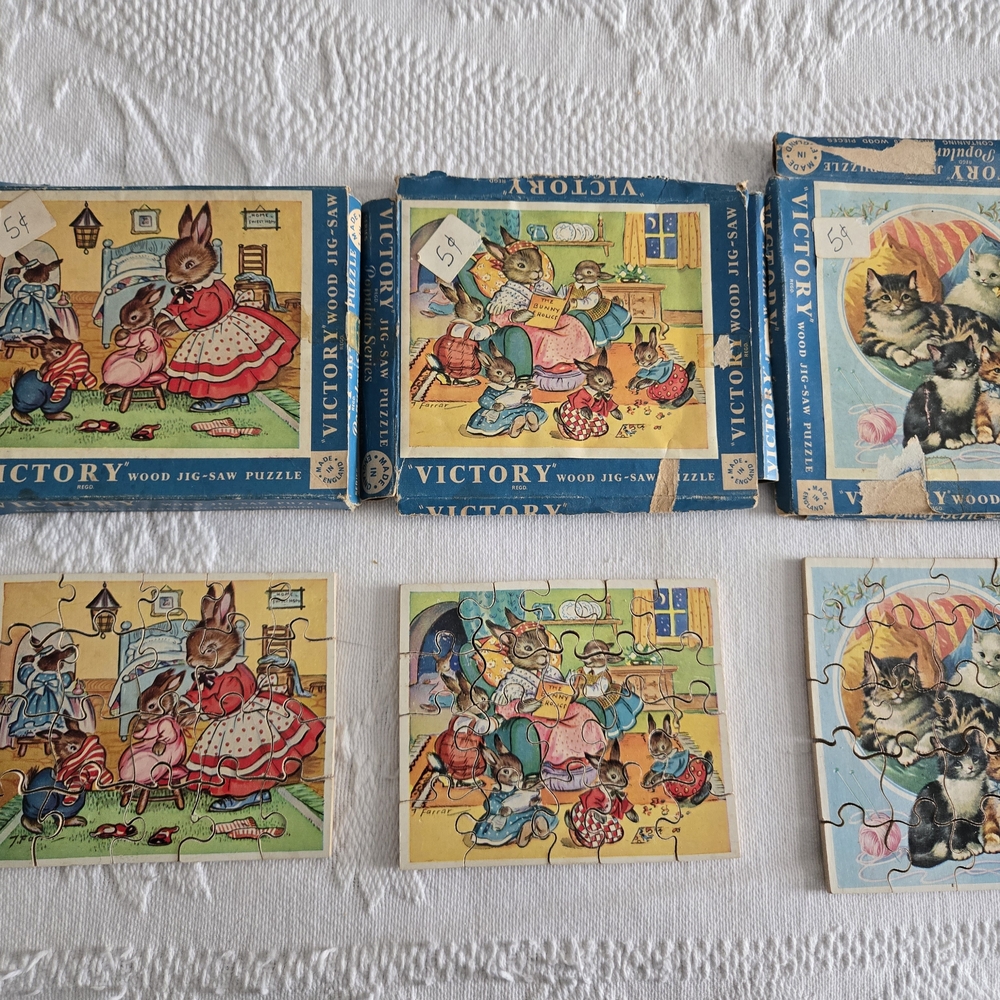 Victory Wood Jigsaw Puzzles Set